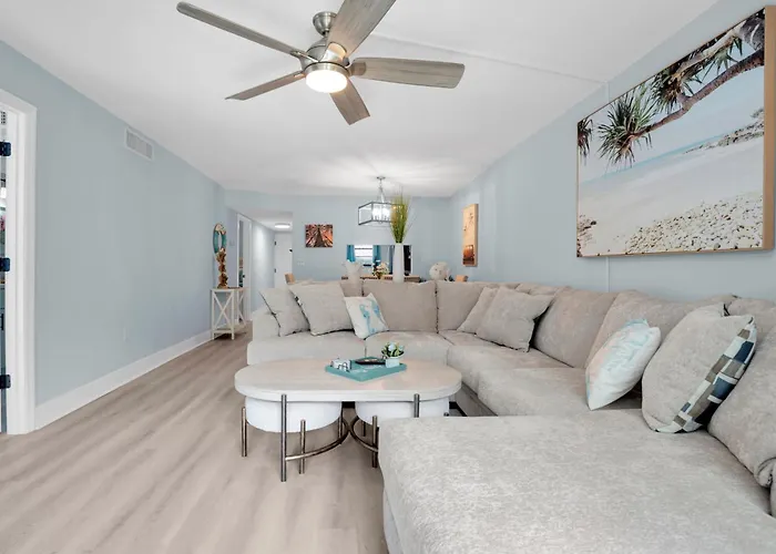Indian Shores Waterway View, Walk To Beach, Pool Hot Tub, Dock *
