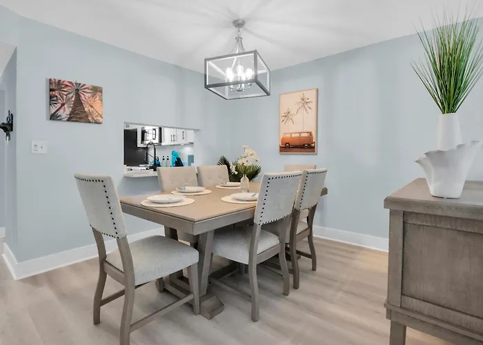 Indian Shores Waterway View, Walk To Beach, Pool Hot Tub, Dock Clearwater Beach