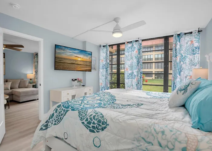Apartment Indian Shores Waterway View, Walk To Beach, Pool Hot Tub, Dock Clearwater Beach