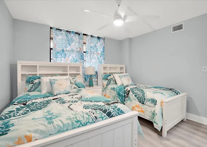 Indian Shores Waterway View, Walk To Beach, Pool Hot Tub, Dock * Clearwater Beach