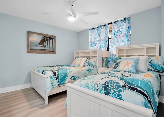 Indian Shores Waterway View, Walk To Beach, Pool Hot Tub, Dock * Clearwater Beach